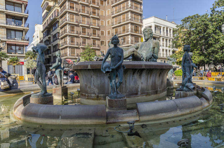 76 - Valencia - plaza de la Virgen